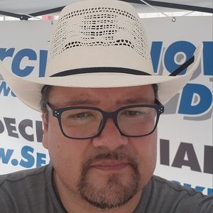 Meet your Posher, Dean